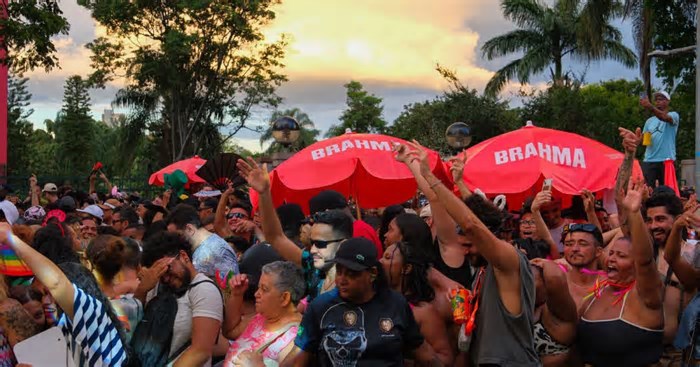 Carnaval em Minas atrai 13 milhões de foliões e movimenta R$ 5,3 bilhões