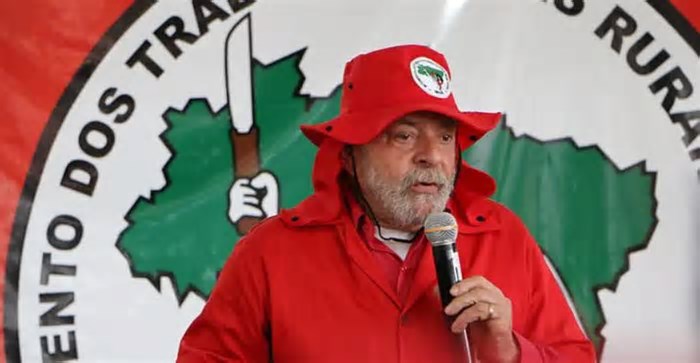 Lula planeja para sexta sua 1ª visita a um acampamento do MST neste mandato
