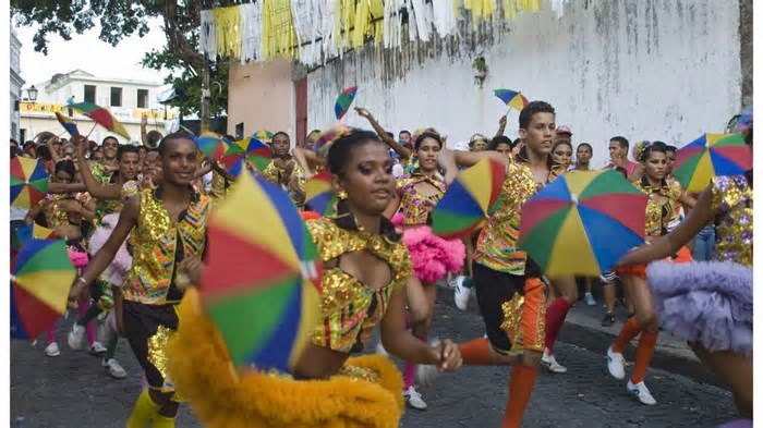 Alerta de folia! Confira o clima no carnaval de Belo Horizonte e outras cidades neste dia 02/03