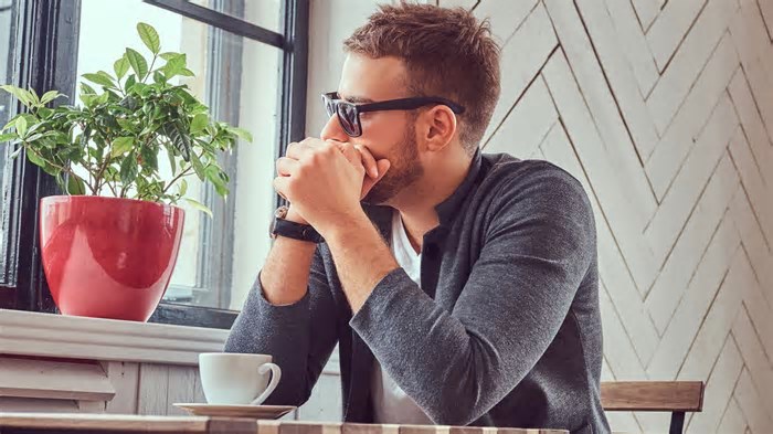 Homens precisam saber de todos esses 5 mitos sobre a sua saúde mental e bem estar