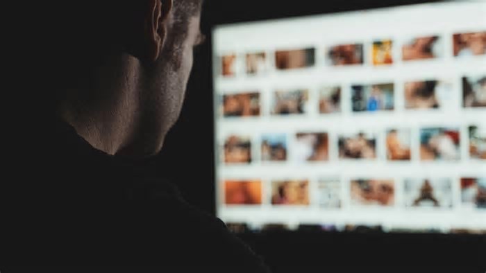 O que a Pornografia está fazendo com o cérebro dos jovens vai te assustar!