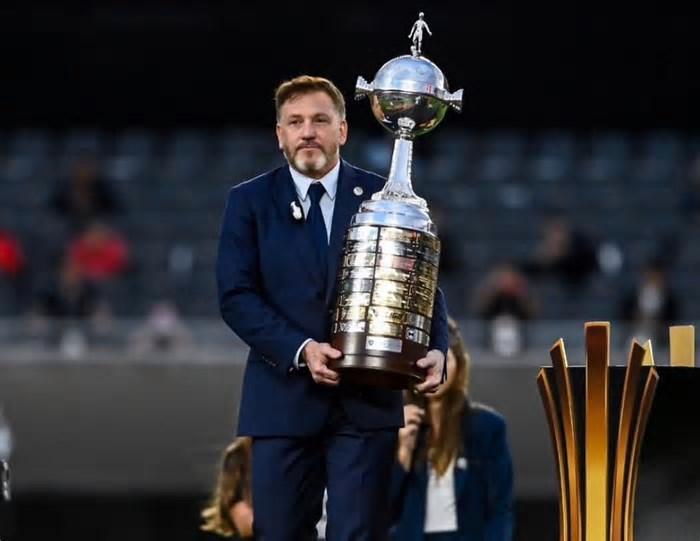 CBF irá acompanhar brasileiros na Libertadores e debater com eles solução para possível conflito com Intercontinental