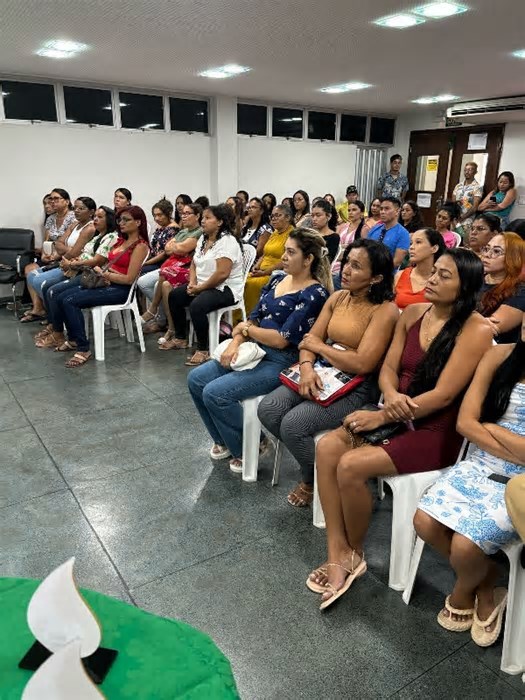 Trocas de experiências e homenagens marcam 1° Encontro de Mulheres Empreendedoras