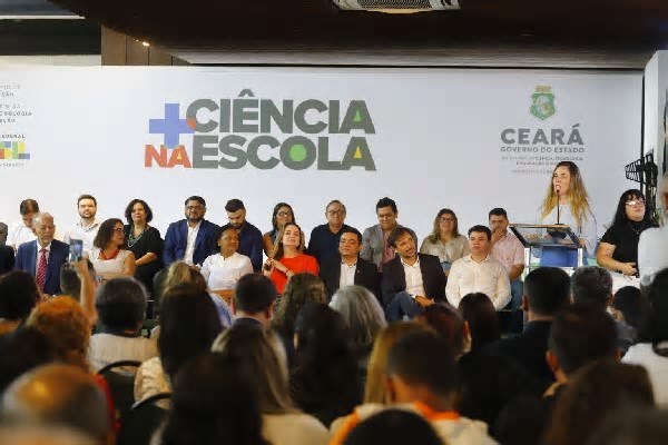 Juazeiro do Norte participa do lançamento do Programa Federal de Ciências nas escolas do Ceará