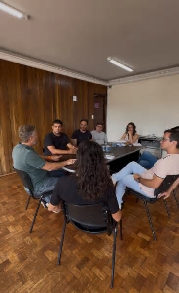 Autoridades de Pará de Minas se reúnem com Turismo de Poços de Caldas