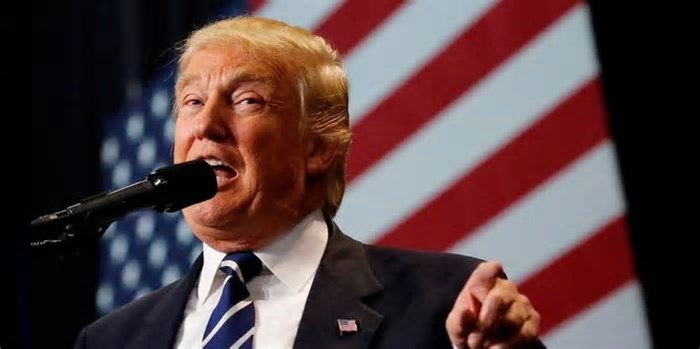 Trump desencadeia guerra comercial e aumento de preços com tarifas sobre Canadá, China e México