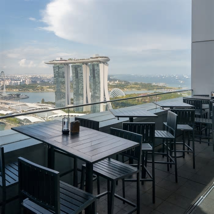 Microcervejaria de Singapura é reconhecida como a mais alta do mundo