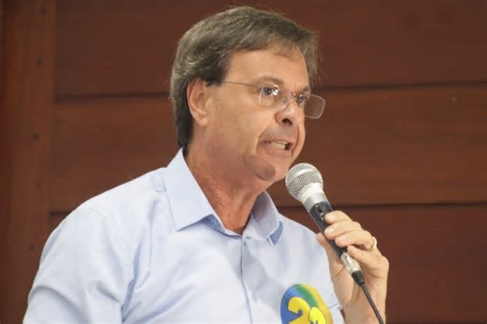 Gilson Machado critica fala de Anderson Ferreira em filiação de Raquel Lyra: