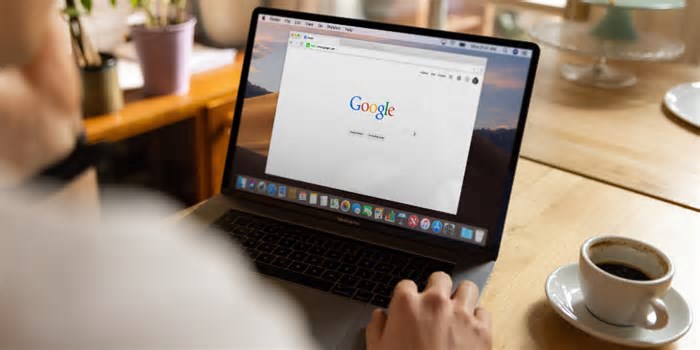 Google já tem “modo de inteligência artificial” (para fazer concorrência ao ChatGPT)