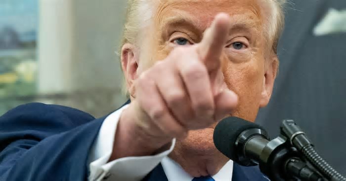 Enquanto Trump promete avanços científicos, pesquisadores dizem que ele está destruindo a ciência