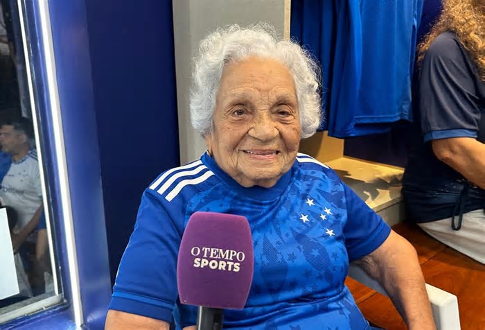 Torcedoras do Cruzeiro enaltecem ação do clube com camisa no Dia da Mulher: 'Demorou'