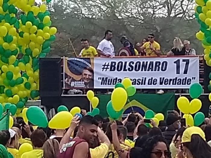 Manifestantes fazem ato por anistia no Rio, BH e outras cidades brasileiras