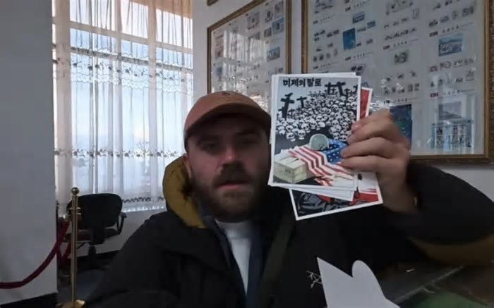 Após cinco anos de fronteira fechada, turistas vão à Coreia do Norte e são recebidos de forma inusitada