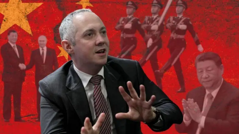 'A China considera Putin um fanático obsessivo, mas o quer no poder'