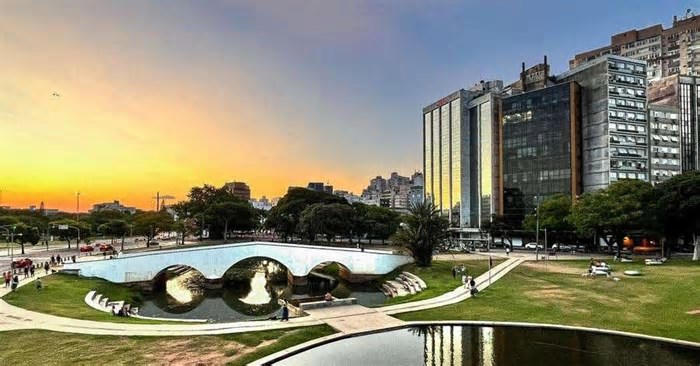 As imagens de Porto Alegre pelas lentes dos fotógrafos do Correio do Povo