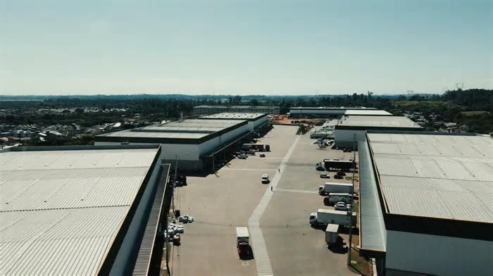 Indústria de alimentos inaugura centro de distribuição na região e vai investir mais R$ 10 milhões em 2025