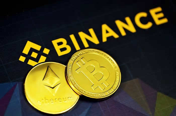 Família Trump negocia participação na exchange de criptomoedas Binance, dizem fontes