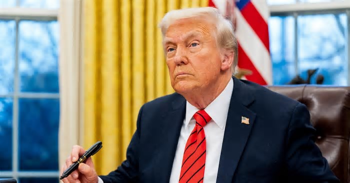 Como Trump tenta consolidar seu poder sobre o Judiciário, o Congresso e todo o ‘sistema’ dos EUA