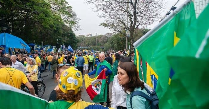 Porto Alegre terá manifestação contra Lula neste domingo enquanto Bolsonaro protesta no Rio