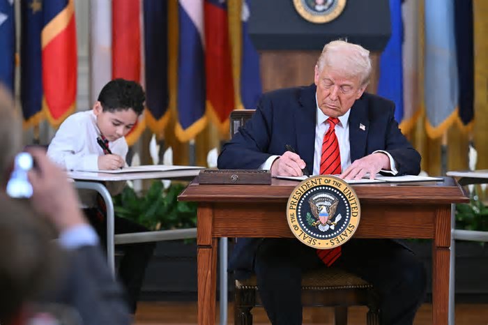 Criptomoedas hoje: bitcoin ultrapassa US$ 87 mil com