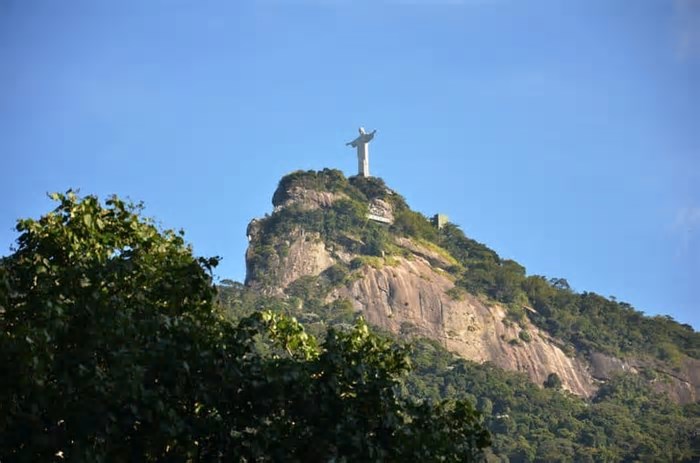 Cristo Redentor foi o atrativo brasileiro mais buscado no exterior em 2024