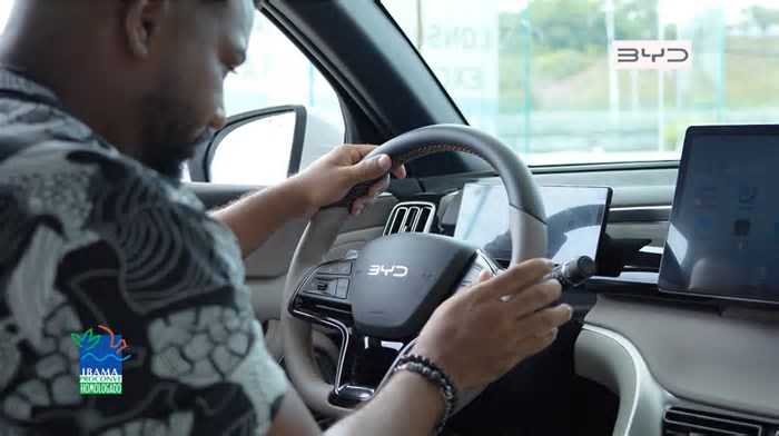 Carros elétricos: tecnologia híbrida plug-in conquista consumidores brasileiros
