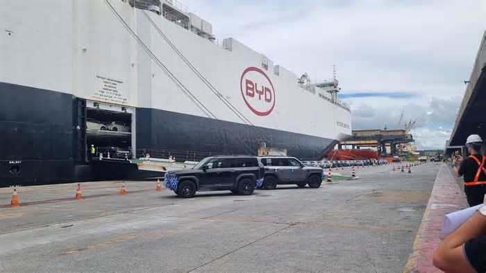 Centro de distribuição e navio com 5,5 mil carros: como é a operação da chinesa BYD no Brasil