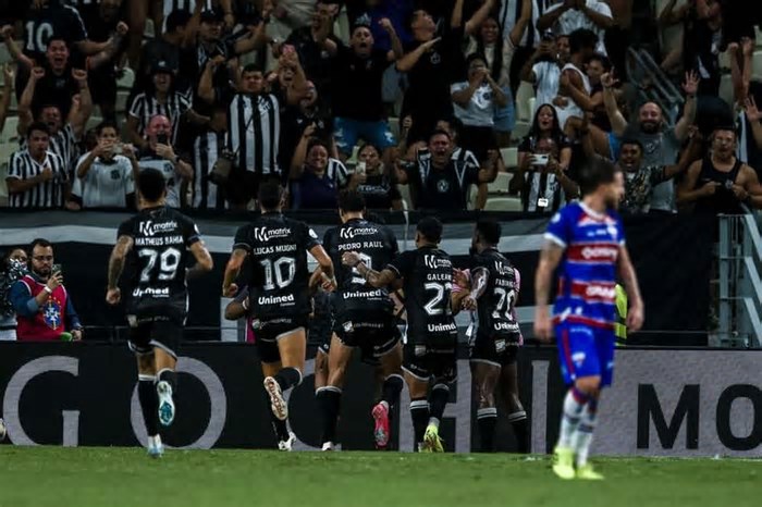 Ceará aumenta tabu contra o Fortaleza para 7 jogos e mantém 100% de aproveitamento no Estadual