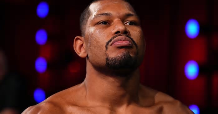O ex -futebol Hooligan Djorden Santos discute a jornada insana antes da estréia do UFC 313