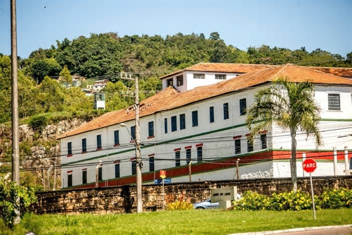 Qual o futuro da Penitenciária de Florianópolis? Governo do Estado consulta a população