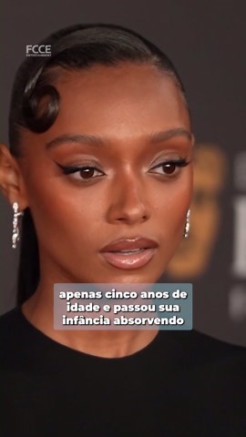 Sophie Wilde, a estrela em ascensão que está a tomar Hollywood de assalto