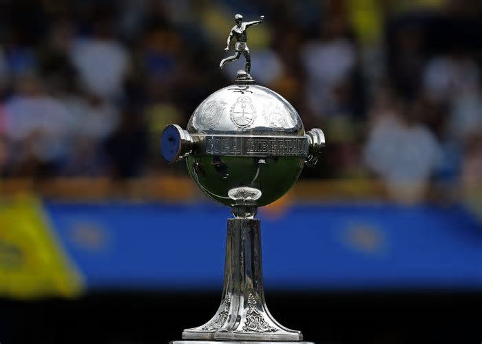 Conmebol anuncia tabelas da Libertadores de 2025; veja quando estreiam Flamengo e Botafogo