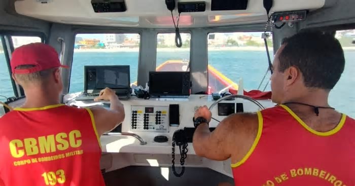 Dispositivo que ajudou a localizar o Titanic é usado em buscas por adolescente em praia de SC