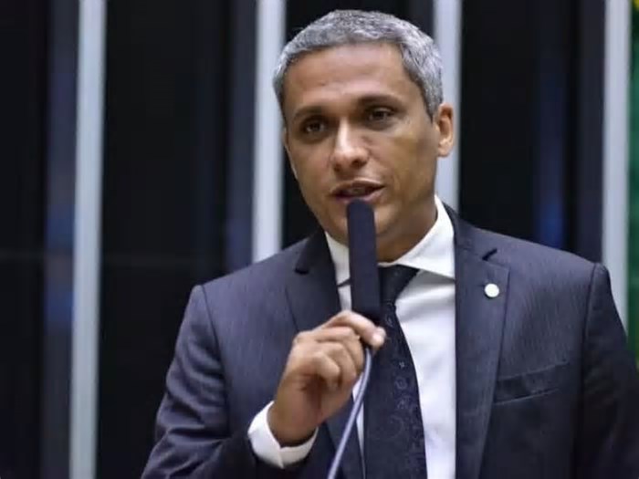 Quem é Gustavo Gayer, deputado que falou de 'trisal' entre Gleisi, Lindbergh e Alcolumbre