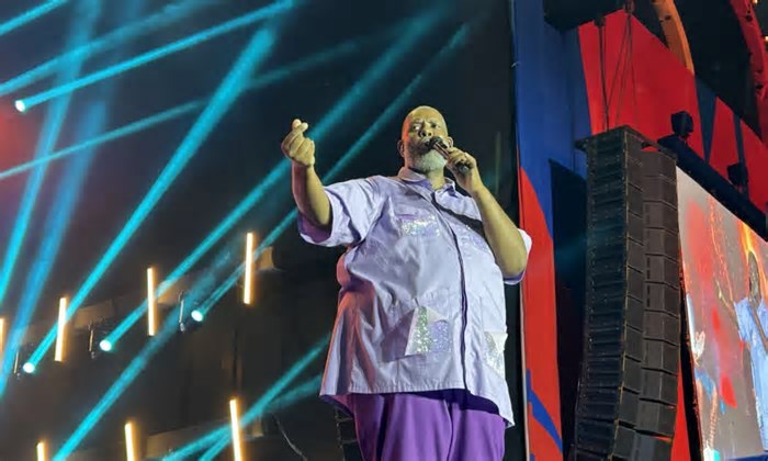 Péricles encontra Tony Salles e Escandurras em show especial na Bahia
