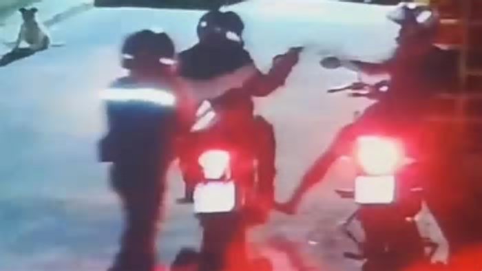 Homem é morto a tiros na porta da casa da mãe em Caeté