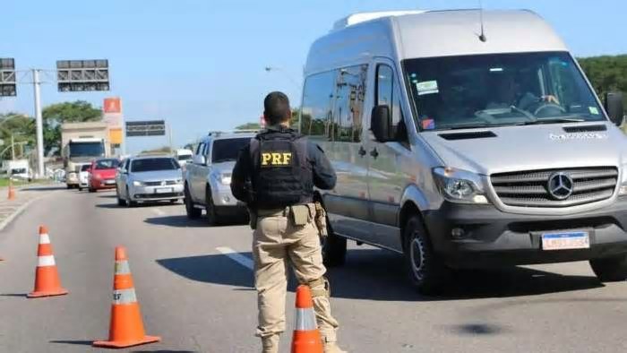 Campanha alerta sobre uso de álcool e drogas associado à direção nas estradas brasileiras