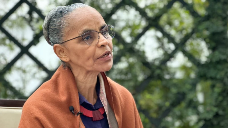 Omissão dos EUA com futuro do planeta nos obriga a trabalhar dobrado, diz Marina Silva à BBC