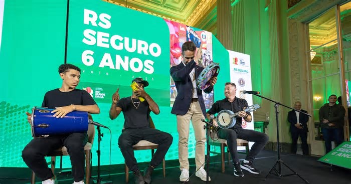 Qual é a aposta do tucano Eduardo Leite para tentar a disputa pelo Palácio do Planalto em 2026?