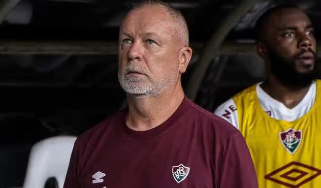 Caiu o primeiro técnico no Brasileirão 2025. Veja aqui!