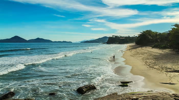 As praias brasileiras mais perfeitas para curtir o outono à beira-mar