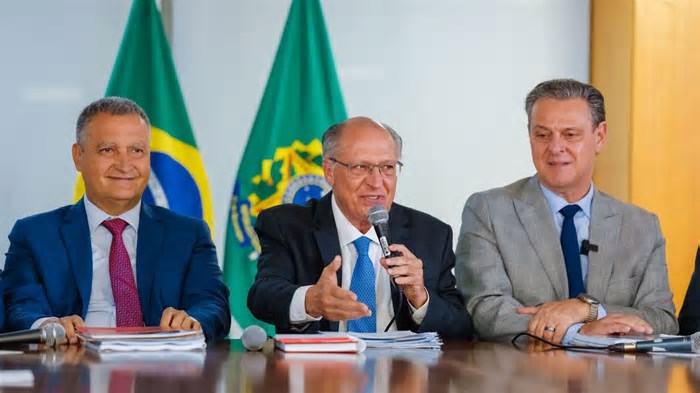 Governadores se dividem sobre zerar ICMS de cesta básica