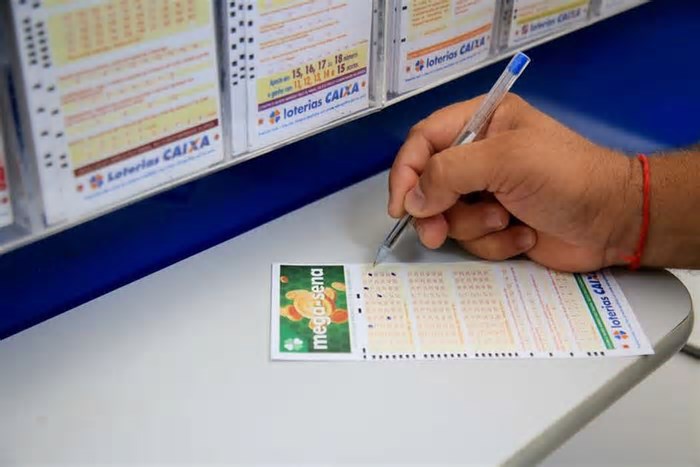 Três apostas do Ceará acertam cinco números da Mega-Sena e levam R$ 40 mil; veja cidades dos ganhadores
