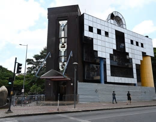 Após meses fechado, Rainha da Sucata abre as portas para orquestra e coral