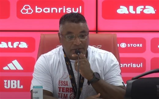 Emocionado, Roger Machado revela importância do título do Internacional: 'Significa muito'