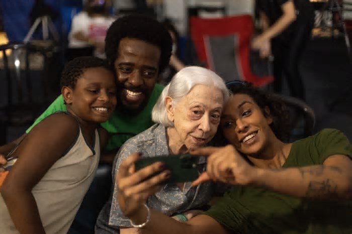 Fernanda Montenegro lança novo filme aos 95 anos: “Vitória” estreia em 13 de março