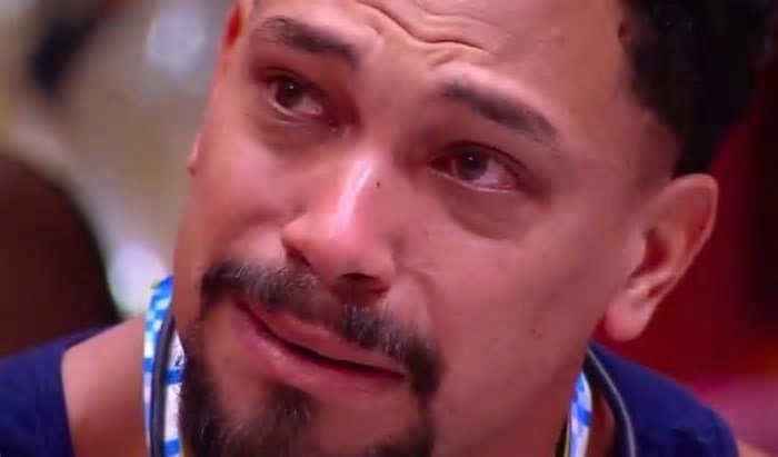 Vinícius vai sair do 'BBB 25'? Enquete UOL aponta cenário delicado para melhor amigo de Aline em Paredão contra Eva e Joselma