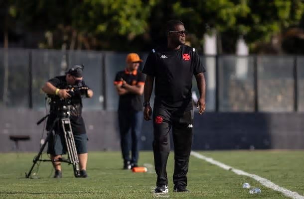 Técnico do Vasco sub-17 projeta duelo pela Copa do Brasil contra o Cuiabá