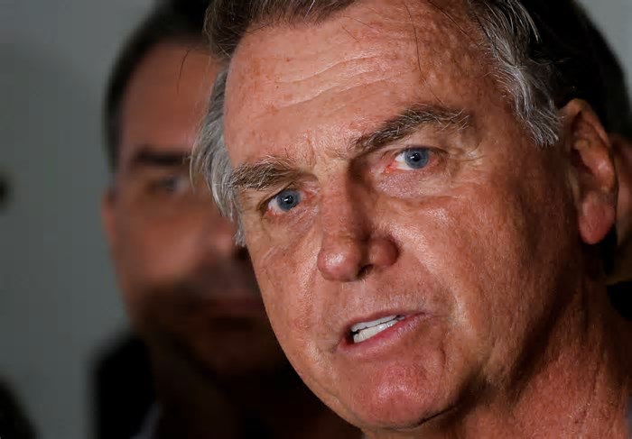 Bolsonaro convoca atos no exterior pró-anistia de presos do 8 de janeiro
