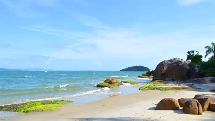 Destino badalado de Floripa que atrai turistas do mundo inteiro passa por mudanças e novidades
